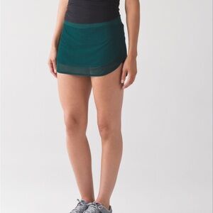 Lululemon Hotty Hot Skirt II Deep Green